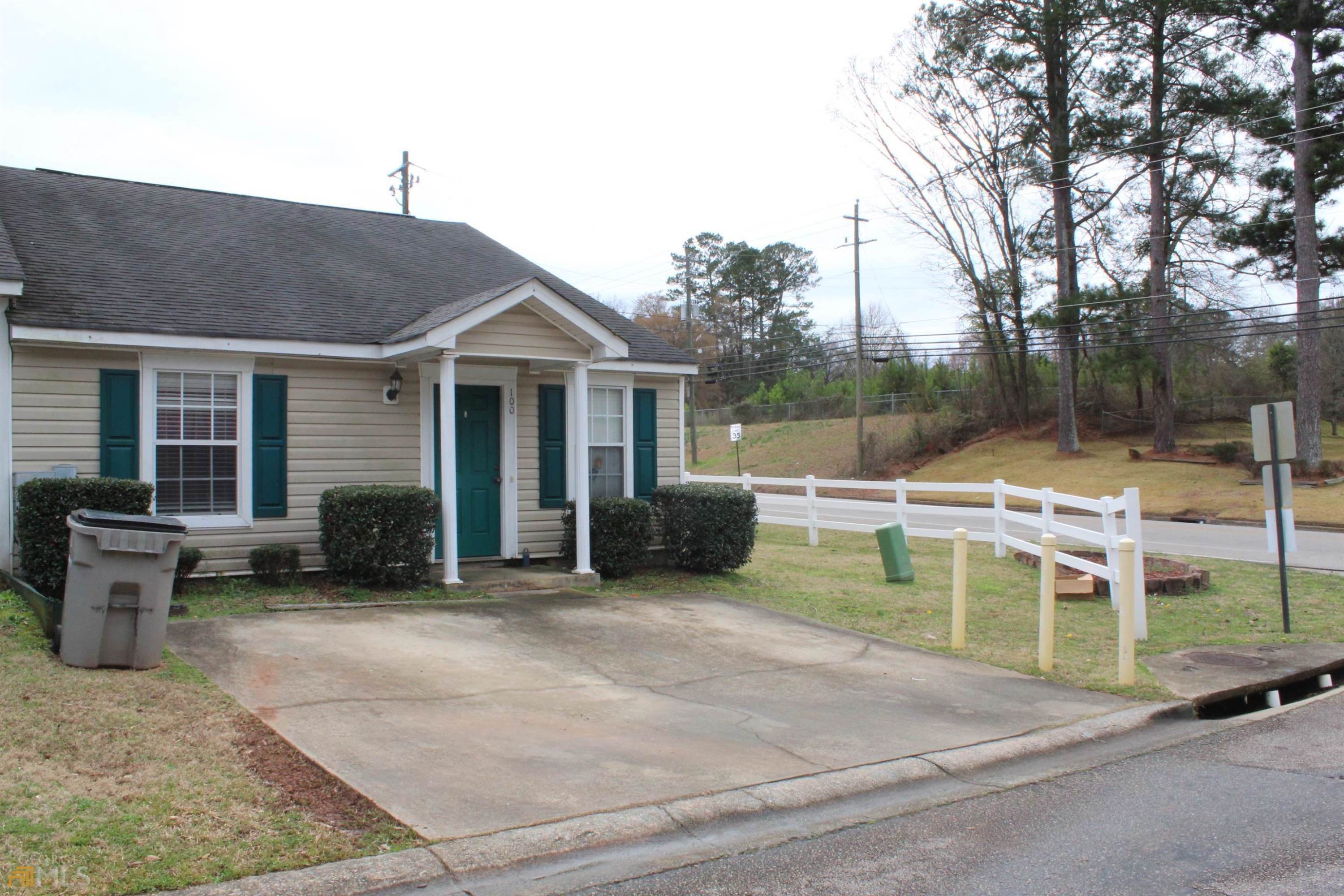 Property main image